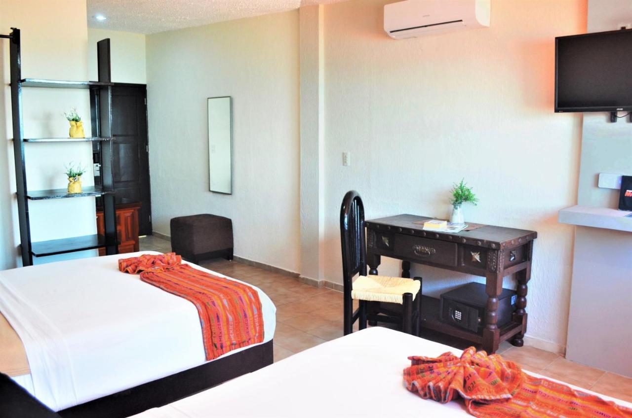 Hacienda Morelos Beachfront Hotel Пуэрто-Морелос Экстерьер фото