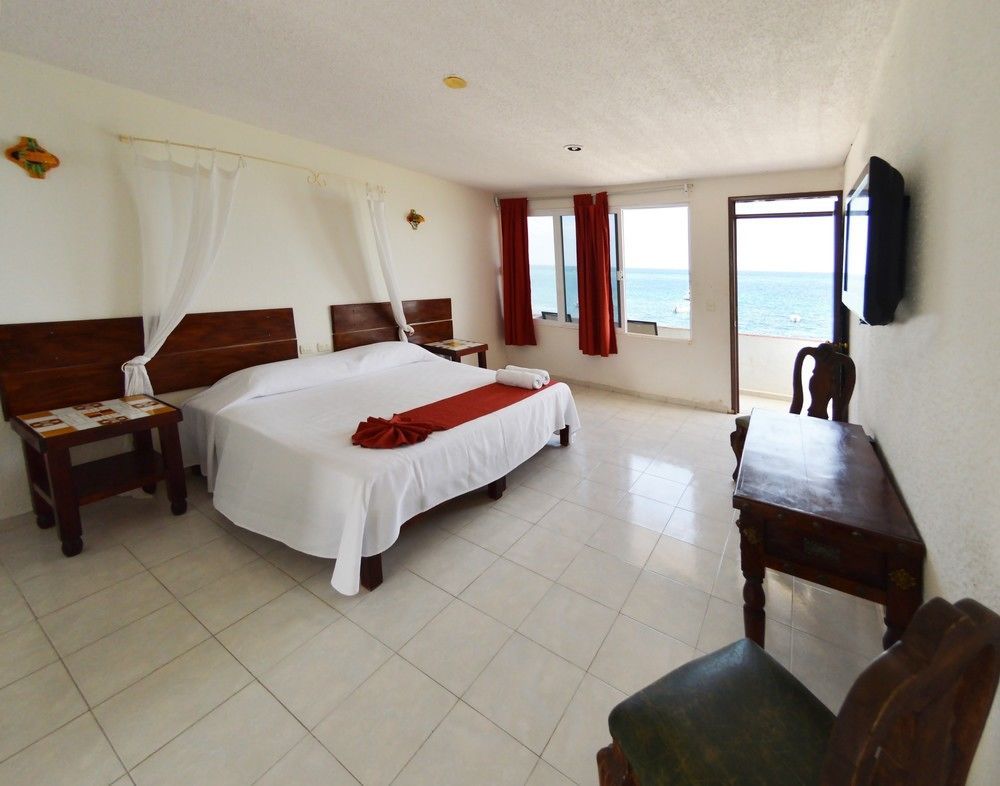 Hacienda Morelos Beachfront Hotel Пуэрто-Морелос Экстерьер фото