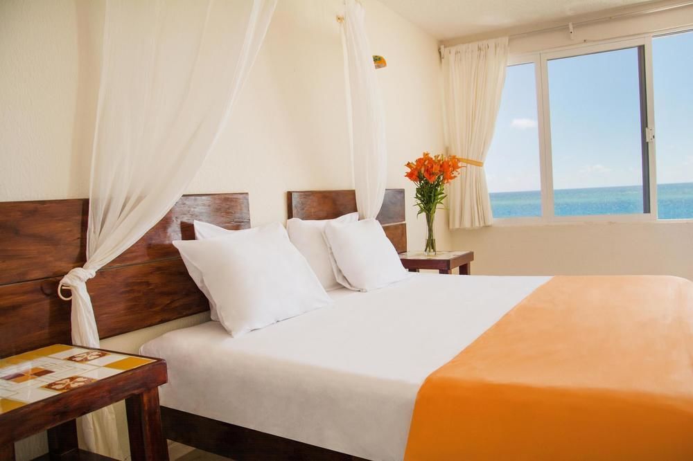 Hacienda Morelos Beachfront Hotel Пуэрто-Морелос Экстерьер фото